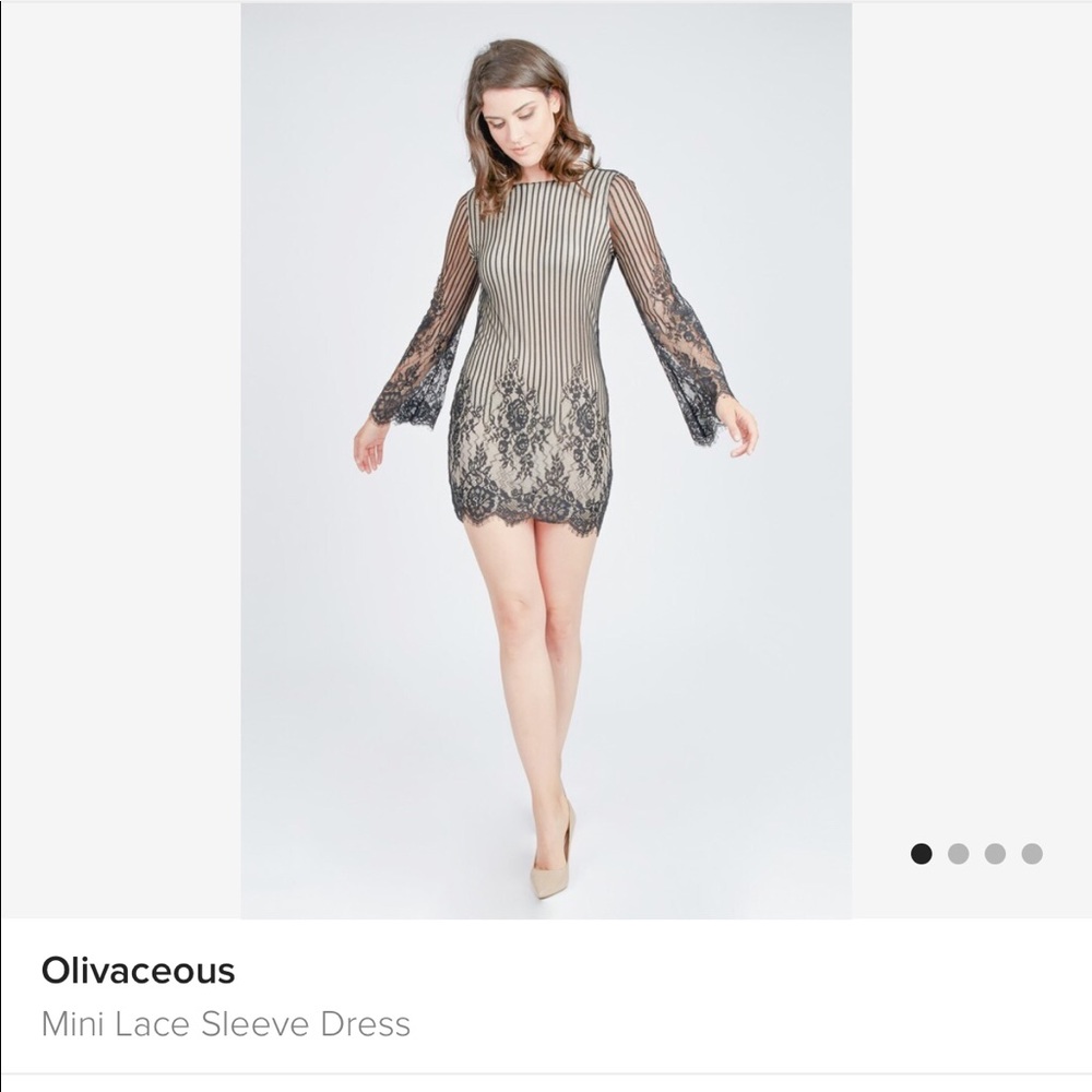 Mini lace sleeve dress!